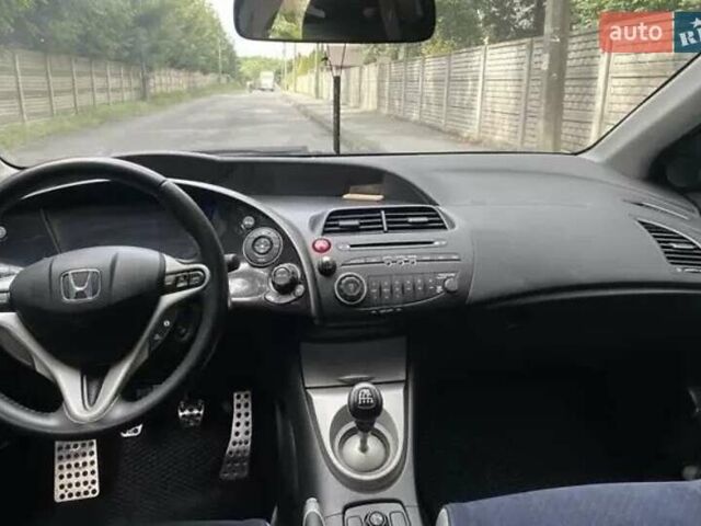 Черный Хонда Цивик, объемом двигателя 2.2 л и пробегом 223 тыс. км за 6700 $, фото 42 на Automoto.ua