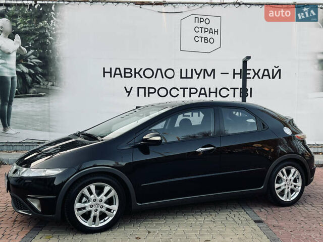 Черный Хонда Цивик, объемом двигателя 1.8 л и пробегом 115 тыс. км за 8300 $, фото 60 на Automoto.ua