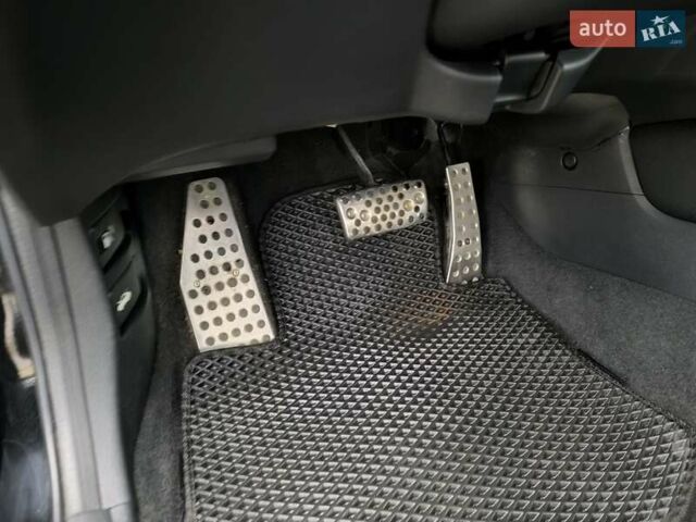 Черный Хонда Цивик, объемом двигателя 1.8 л и пробегом 196 тыс. км за 7700 $, фото 26 на Automoto.ua