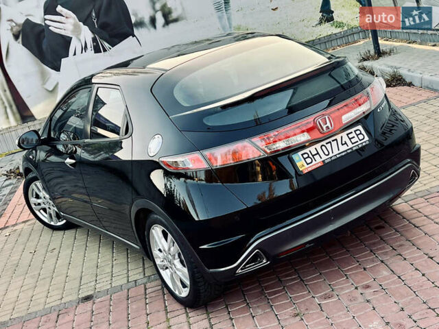 Чорний Хонда Сівік, об'ємом двигуна 1.8 л та пробігом 115 тис. км за 8700 $, фото 24 на Automoto.ua