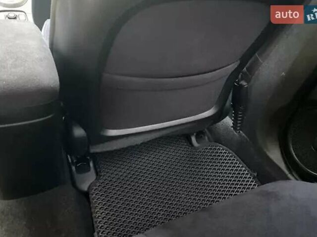 Черный Хонда Цивик, объемом двигателя 2.2 л и пробегом 223 тыс. км за 6700 $, фото 38 на Automoto.ua