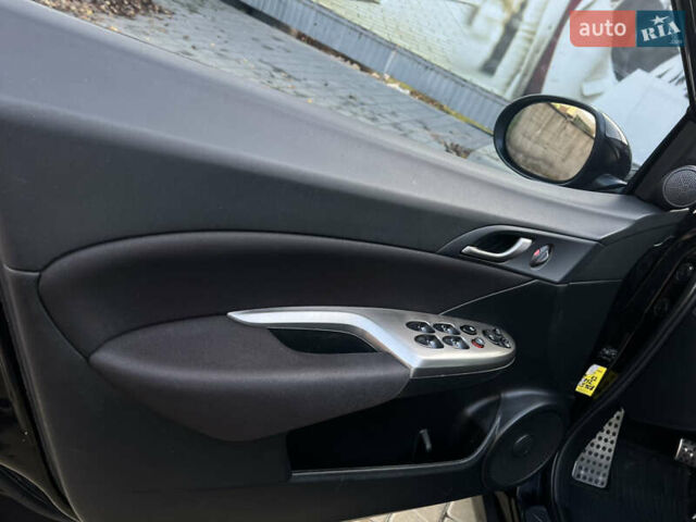 Черный Хонда Цивик, объемом двигателя 1.8 л и пробегом 115 тыс. км за 8300 $, фото 36 на Automoto.ua