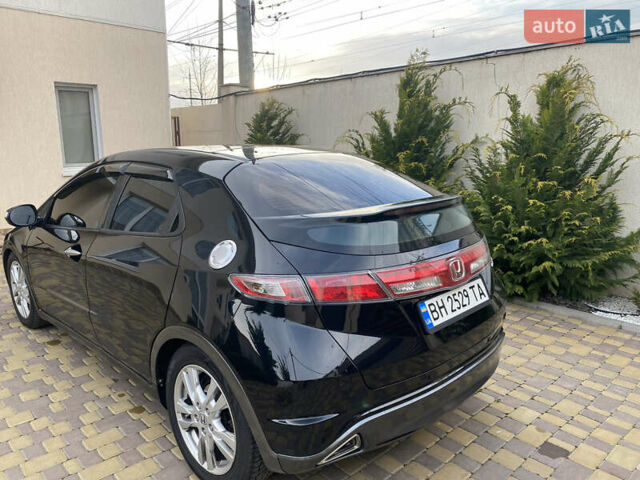 Чорний Хонда Сівік, об'ємом двигуна 1.8 л та пробігом 164 тис. км за 7500 $, фото 5 на Automoto.ua
