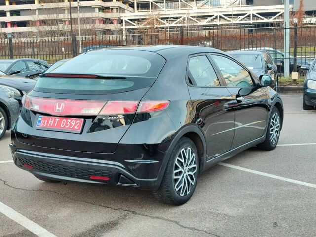 Черный Хонда Цивик, объемом двигателя 1.4 л и пробегом 153 тыс. км за 8800 $, фото 2 на Automoto.ua