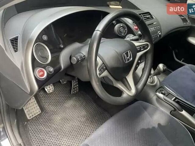 Черный Хонда Цивик, объемом двигателя 2.2 л и пробегом 223 тыс. км за 6700 $, фото 24 на Automoto.ua