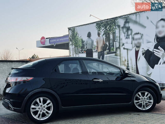 Черный Хонда Цивик, объемом двигателя 1.8 л и пробегом 115 тыс. км за 8300 $, фото 19 на Automoto.ua