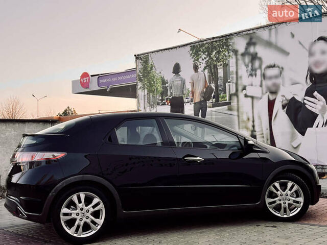 Чорний Хонда Сівік, об'ємом двигуна 1.8 л та пробігом 115 тис. км за 8700 $, фото 13 на Automoto.ua