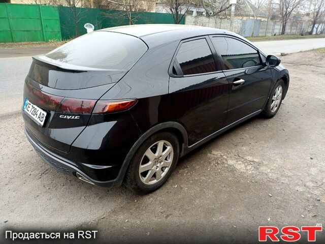 Черный Хонда Цивик, объемом двигателя 1.8 л и пробегом 256 тыс. км за 6500 $, фото 3 на Automoto.ua