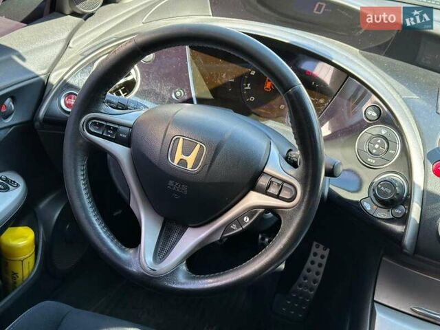 Черный Хонда Цивик, объемом двигателя 1.8 л и пробегом 190 тыс. км за 6280 $, фото 17 на Automoto.ua