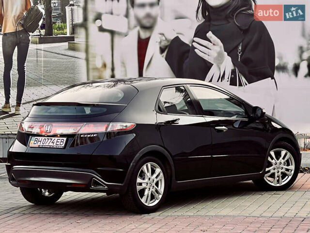 Чорний Хонда Сівік, об'ємом двигуна 1.8 л та пробігом 115 тис. км за 8700 $, фото 12 на Automoto.ua