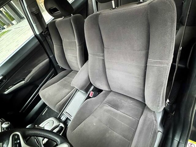 Черный Хонда Цивик, объемом двигателя 1.8 л и пробегом 157 тыс. км за 6500 $, фото 7 на Automoto.ua