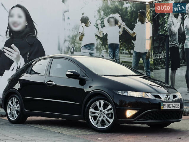 Черный Хонда Цивик, объемом двигателя 1.8 л и пробегом 115 тыс. км за 8300 $, фото 12 на Automoto.ua
