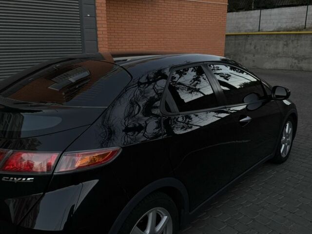 Хонда Цивик 2008 в Днепре (Днепропетровске) на Automoto.ua Черный Хонда Цивик, объемом двигателя 1.8 л и пробегом 218 тыс. км за 7800 $, фото 2 на Automoto.ua