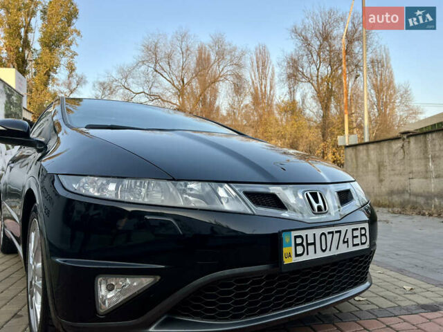 Чорний Хонда Сівік, об'ємом двигуна 1.8 л та пробігом 115 тис. км за 8700 $, фото 32 на Automoto.ua