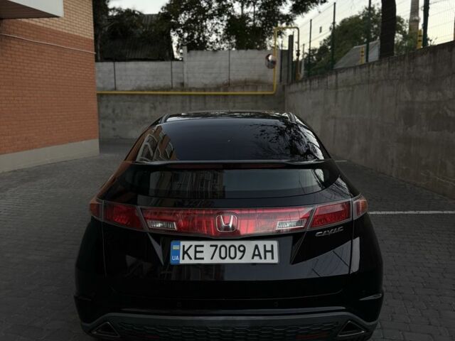 Хонда Цивик 2008 в Днепре (Днепропетровске) на Automoto.ua Черный Хонда Цивик, объемом двигателя 1.8 л и пробегом 218 тыс. км за 7800 $, фото 1 на Automoto.ua