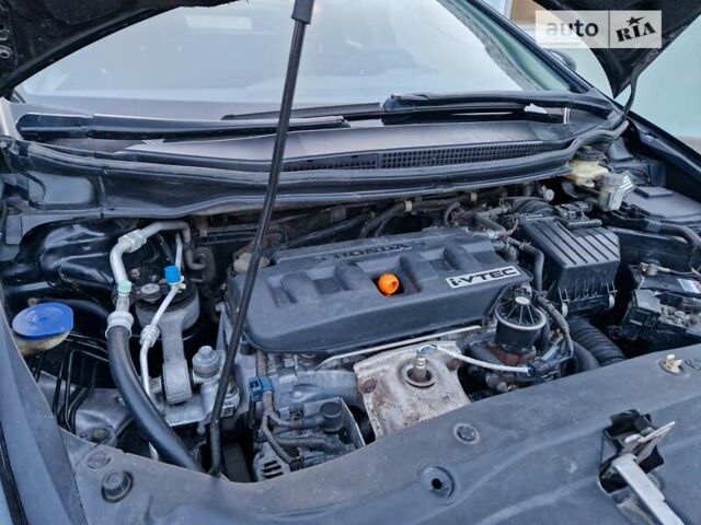 Черный Хонда Цивик, объемом двигателя 1.8 л и пробегом 248 тыс. км за 4999 $, фото 38 на Automoto.ua