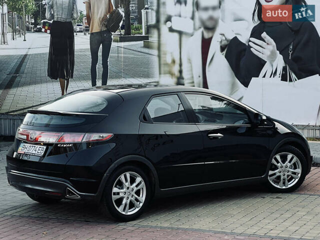 Черный Хонда Цивик, объемом двигателя 1.8 л и пробегом 115 тыс. км за 8300 $, фото 17 на Automoto.ua
