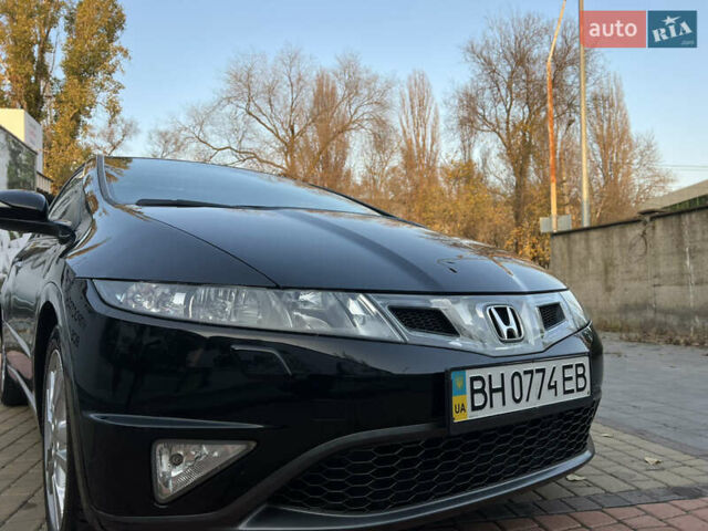 Черный Хонда Цивик, объемом двигателя 1.8 л и пробегом 115 тыс. км за 8300 $, фото 29 на Automoto.ua