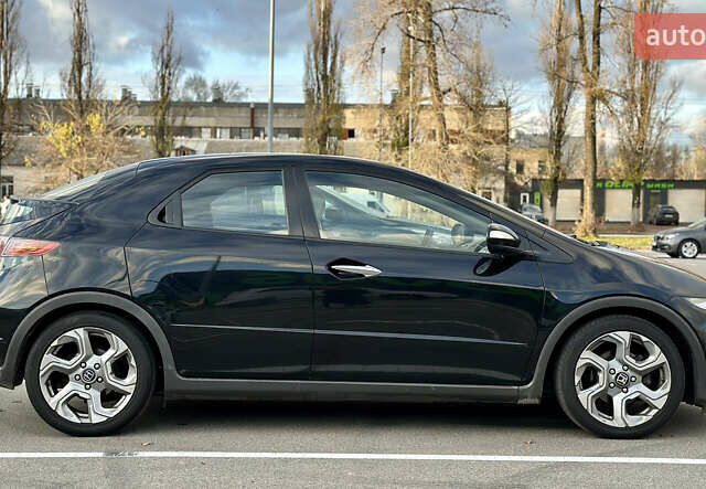 Черный Хонда Цивик, объемом двигателя 1.8 л и пробегом 117 тыс. км за 6777 $, фото 4 на Automoto.ua