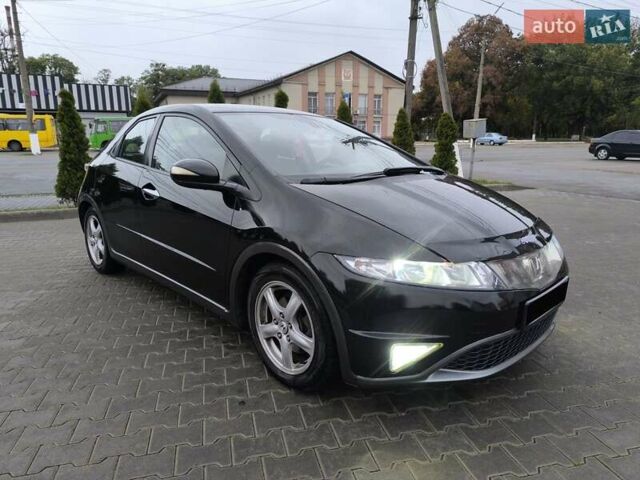 Черный Хонда Цивик, объемом двигателя 1.8 л и пробегом 196 тыс. км за 7700 $, фото 6 на Automoto.ua