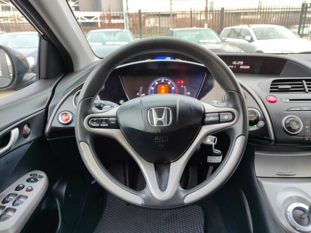 Черный Хонда Цивик, объемом двигателя 1.4 л и пробегом 153 тыс. км за 8800 $, фото 17 на Automoto.ua