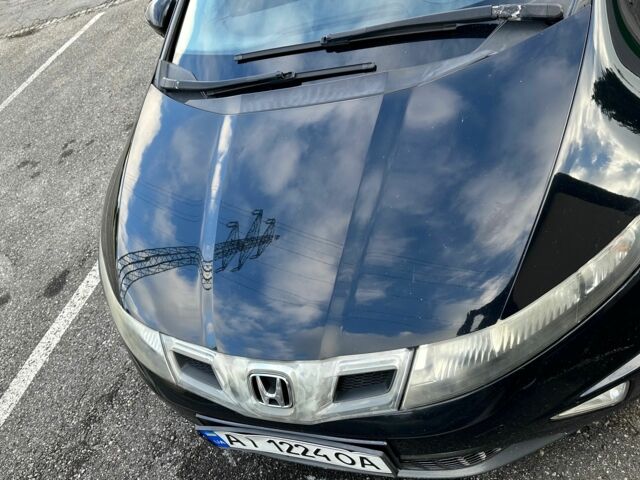 Черный Хонда Цивик, объемом двигателя 1.8 л и пробегом 227 тыс. км за 7000 $, фото 2 на Automoto.ua