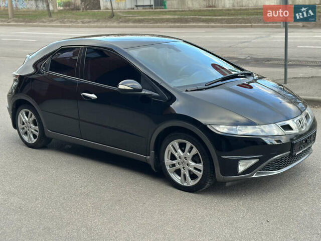 Черный Хонда Цивик, объемом двигателя 1.8 л и пробегом 149 тыс. км за 8800 $, фото 17 на Automoto.ua