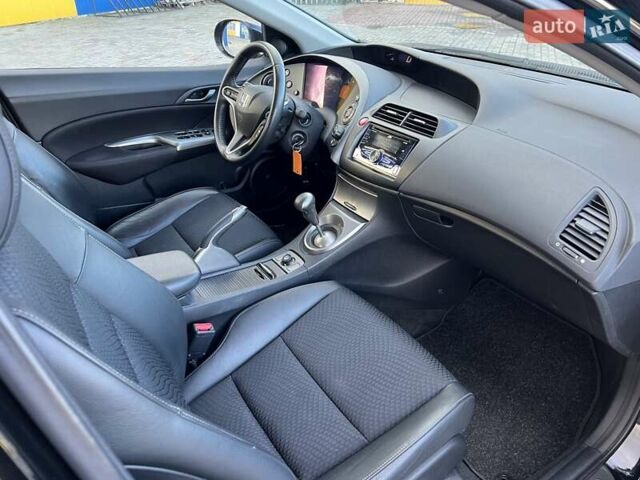 Черный Хонда Цивик, объемом двигателя 1.4 л и пробегом 220 тыс. км за 6250 $, фото 14 на Automoto.ua