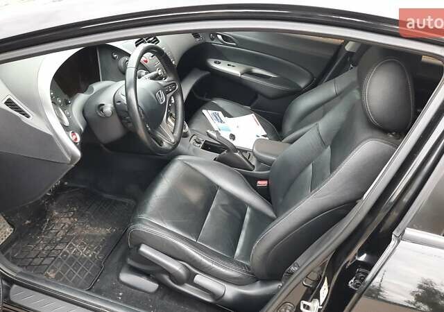 Черный Хонда Цивик, объемом двигателя 1.8 л и пробегом 95 тыс. км за 10500 $, фото 19 на Automoto.ua