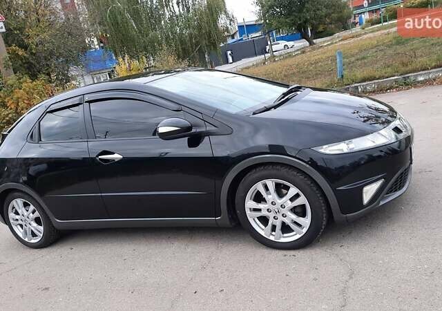 Черный Хонда Цивик, объемом двигателя 1.8 л и пробегом 95 тыс. км за 10500 $, фото 10 на Automoto.ua