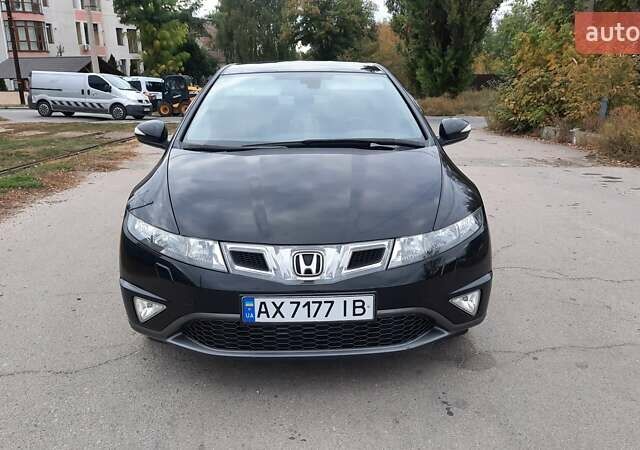 Черный Хонда Цивик, объемом двигателя 1.8 л и пробегом 95 тыс. км за 10500 $, фото 14 на Automoto.ua