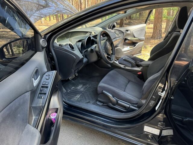 Черный Хонда Цивик, объемом двигателя 1.8 л и пробегом 112 тыс. км за 11500 $, фото 21 на Automoto.ua