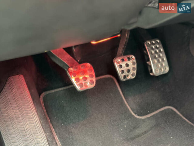 Чорний Хонда Сівік, об'ємом двигуна 2 л та пробігом 68 тис. км за 35000 $, фото 14 на Automoto.ua