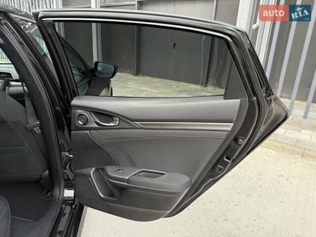 Чорний Хонда Сівік, об'ємом двигуна 1 л та пробігом 187 тис. км за 15900 $, фото 47 на Automoto.ua