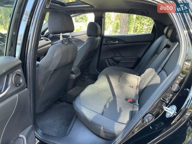 Чорний Хонда Сівік, об'ємом двигуна 1.5 л та пробігом 120 тис. км за 15600 $, фото 25 на Automoto.ua