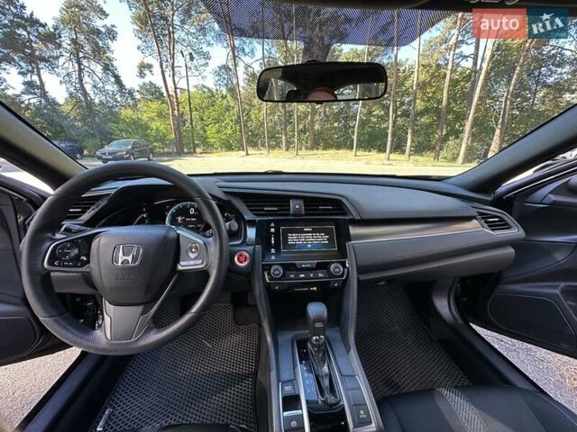 Чорний Хонда Сівік, об'ємом двигуна 1.5 л та пробігом 120 тис. км за 15600 $, фото 20 на Automoto.ua