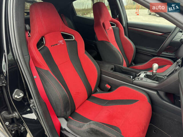 Чорний Хонда Сівік, об'ємом двигуна 2 л та пробігом 68 тис. км за 35000 $, фото 24 на Automoto.ua