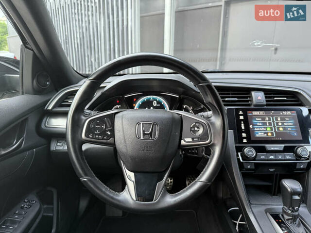 Чорний Хонда Сівік, об'ємом двигуна 1 л та пробігом 187 тис. км за 15900 $, фото 31 на Automoto.ua