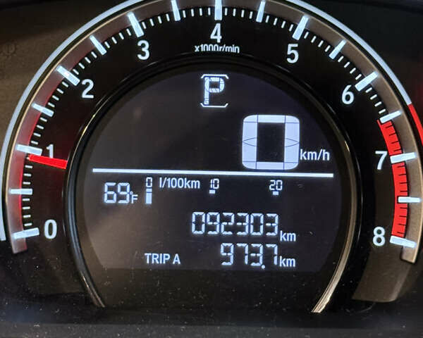 Чорний Хонда Сівік, об'ємом двигуна 1.5 л та пробігом 92 тис. км за 18099 $, фото 12 на Automoto.ua