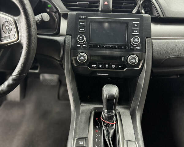 Чорний Хонда Сівік, об'ємом двигуна 1.5 л та пробігом 24 тис. км за 17000 $, фото 22 на Automoto.ua