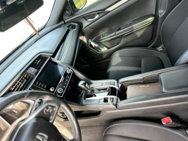 Черный Хонда Цивик, объемом двигателя 2 л и пробегом 102 тыс. км за 16300 $, фото 7 на Automoto.ua