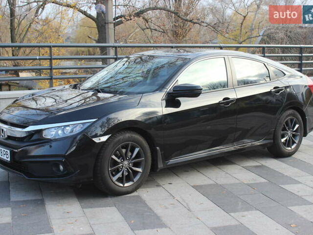 Черный Хонда Цивик, объемом двигателя 1.6 л и пробегом 145 тыс. км за 17599 $, фото 9 на Automoto.ua