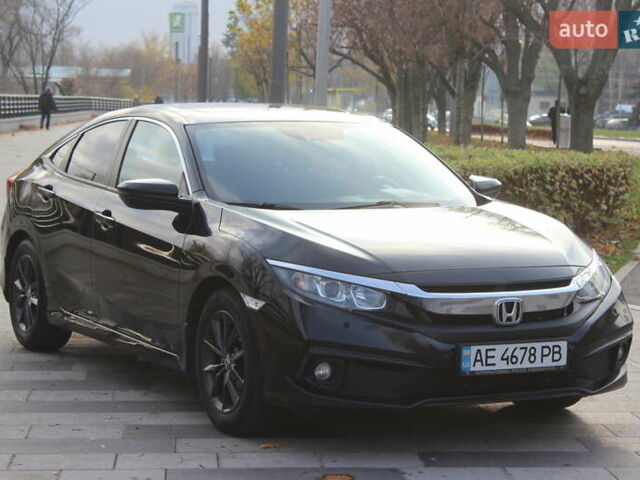 Черный Хонда Цивик, объемом двигателя 1.6 л и пробегом 145 тыс. км за 17599 $, фото 2 на Automoto.ua