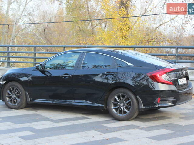 Черный Хонда Цивик, объемом двигателя 1.6 л и пробегом 145 тыс. км за 17599 $, фото 7 на Automoto.ua