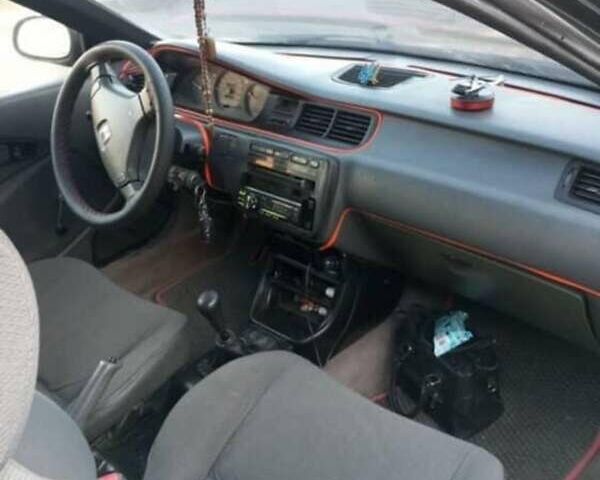 Чорний Хонда Сівік, об'ємом двигуна 1.5 л та пробігом 300 тис. км за 2300 $, фото 5 на Automoto.ua
