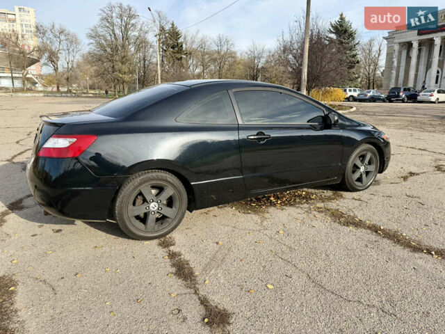 Черный Хонда Цивик, объемом двигателя 1.8 л и пробегом 165 тыс. км за 6999 $, фото 7 на Automoto.ua