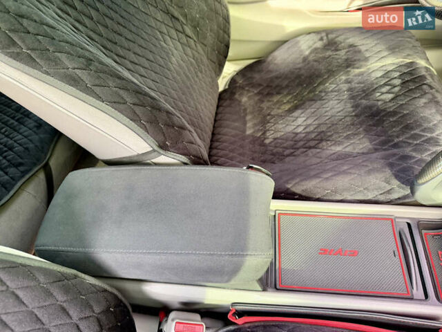 Черный Хонда Цивик, объемом двигателя 1.8 л и пробегом 165 тыс. км за 6999 $, фото 16 на Automoto.ua