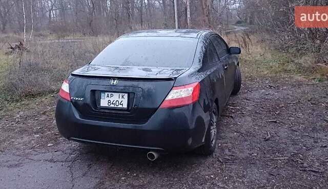 Черный Хонда Цивик, объемом двигателя 1.8 л и пробегом 204 тыс. км за 6200 $, фото 1 на Automoto.ua