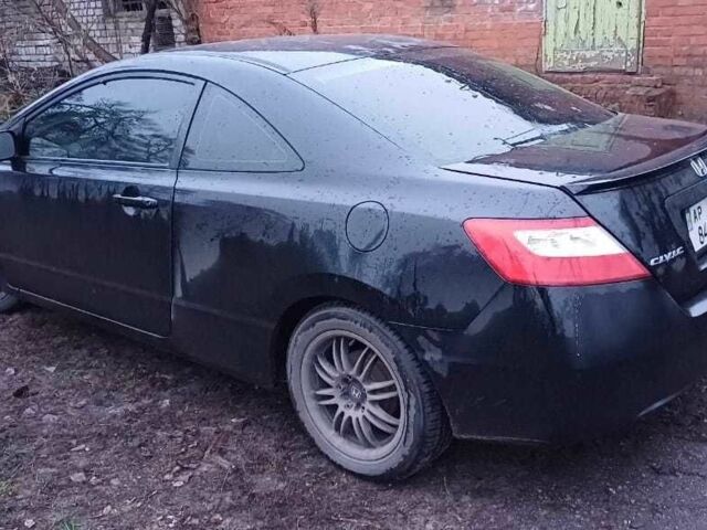 Черный Хонда Цивик, объемом двигателя 1.8 л и пробегом 204 тыс. км за 6200 $, фото 3 на Automoto.ua