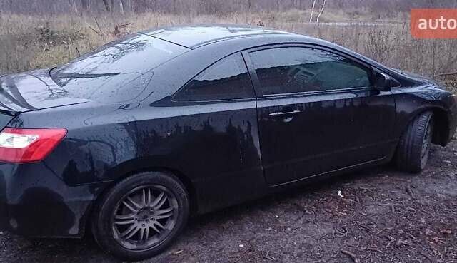 Черный Хонда Цивик, объемом двигателя 1.8 л и пробегом 204 тыс. км за 6200 $, фото 8 на Automoto.ua